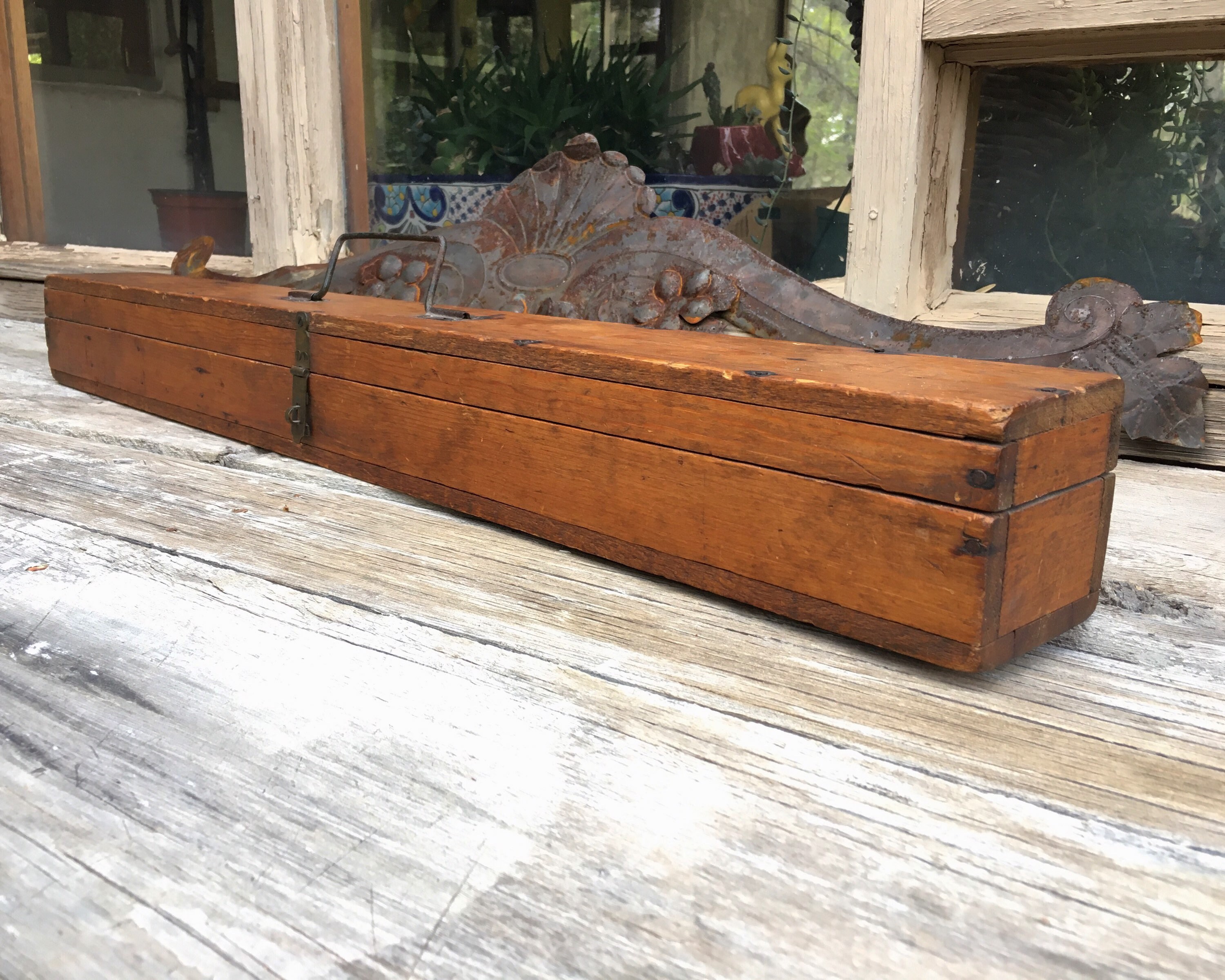 Early 1900s Antique Stained Pine Wooden Box for Fishing Pole, Primitive  Decor Rustic Display