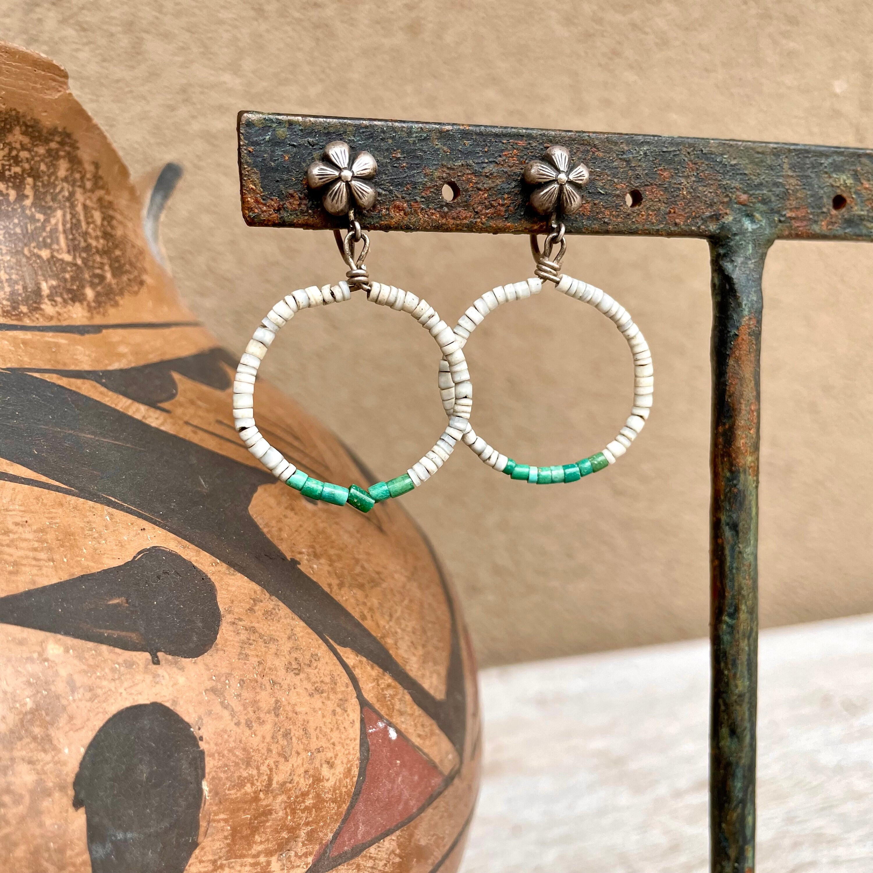 Native American Wonderful Santo Domingo Turquoise & Shell Sterling Silver Earrings Native American Wonderful Santo Domingo Turquoise & Shell Sterling Silver Earrings
