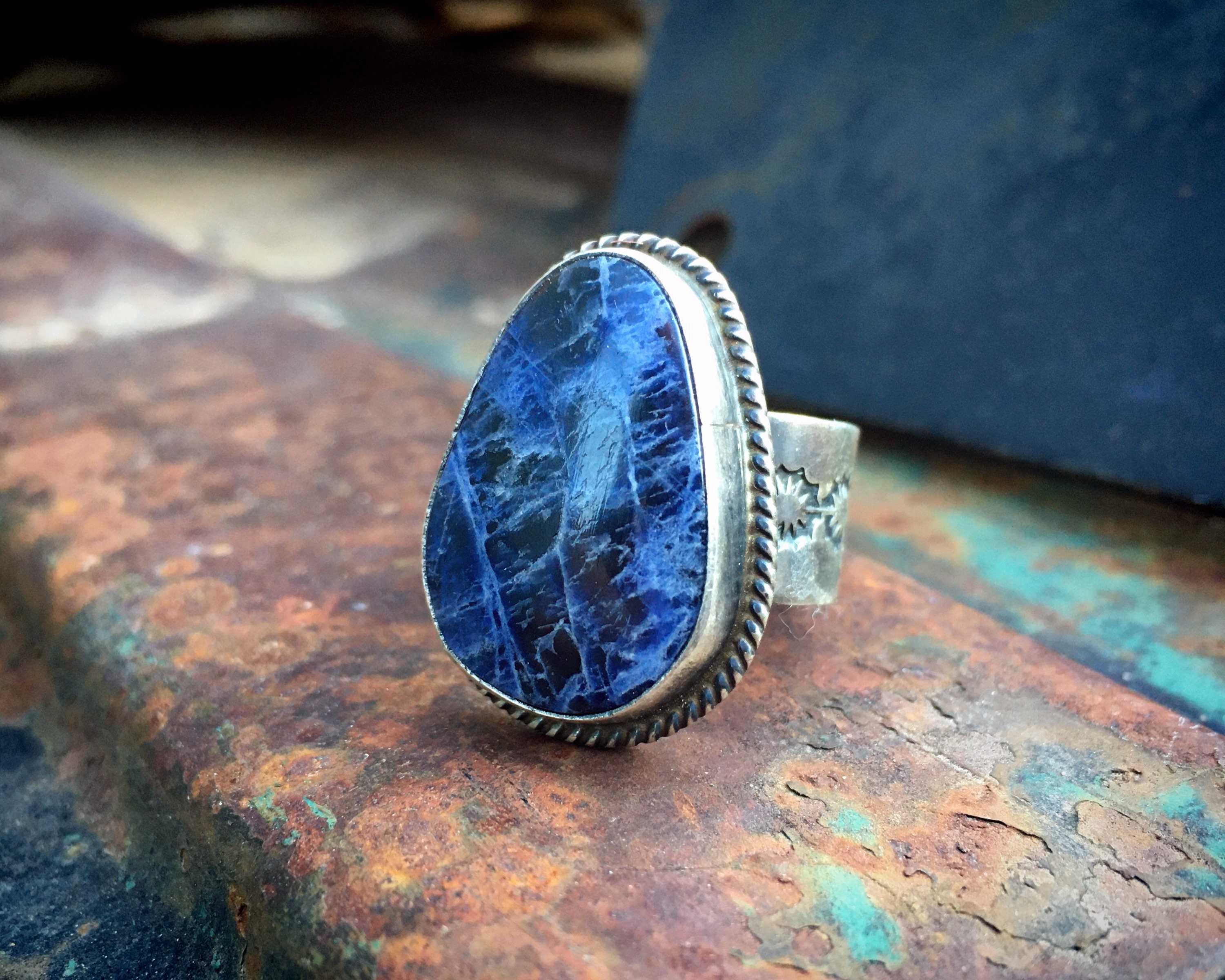 Striking Vintage Navajo Oval Lapis Sterling Silver Native American Bracelet Striking Vintage Navajo Oval Lapis Sterling Silver Native American Bracelet