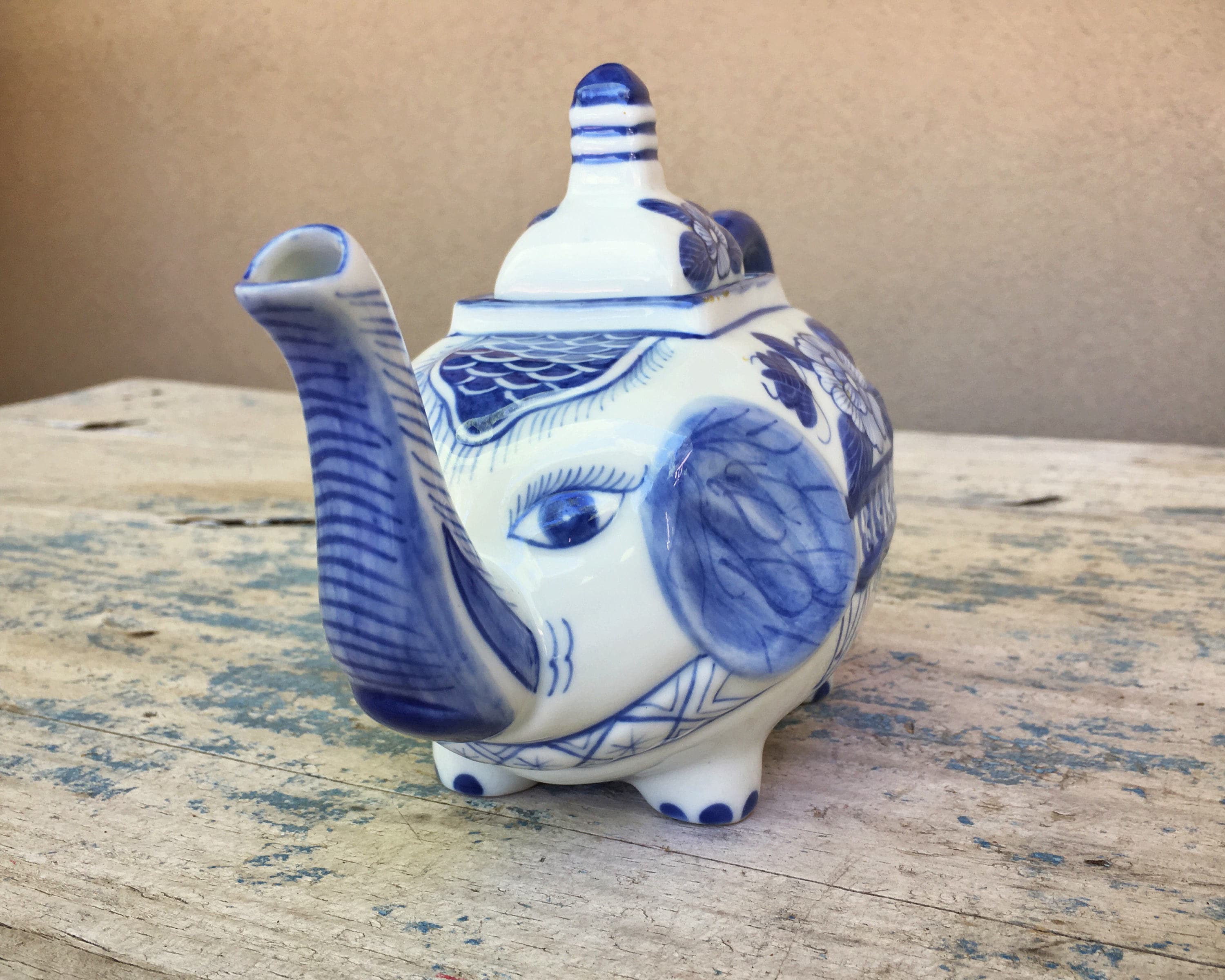 Vintage elephant teapot Made in Holland Dutch blue and white delft teapot elephant decor