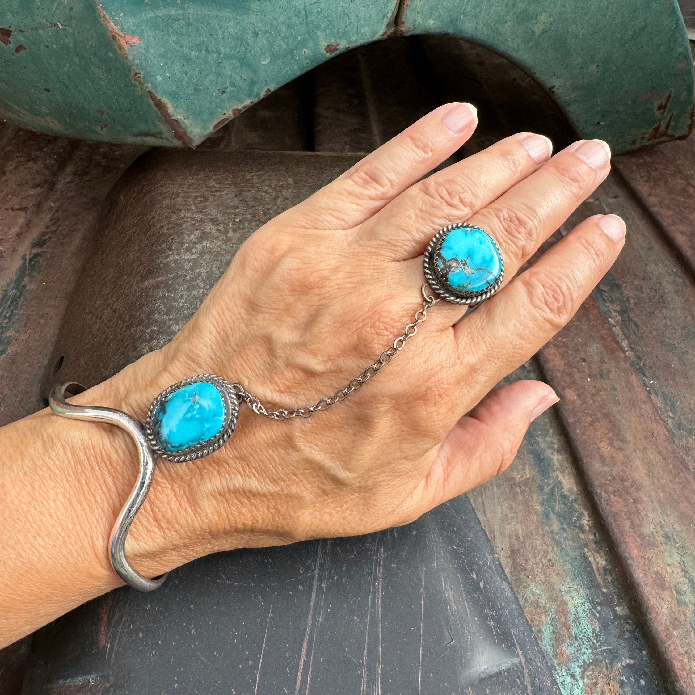 Amazing Vintage Navajo Apachito Native American Jewelry Silver Bangle Turquoise Bracelet Old Amazing Vintage Navajo Apachito Native American Jewelry Silver Bangle Turquoise Bracelet Old