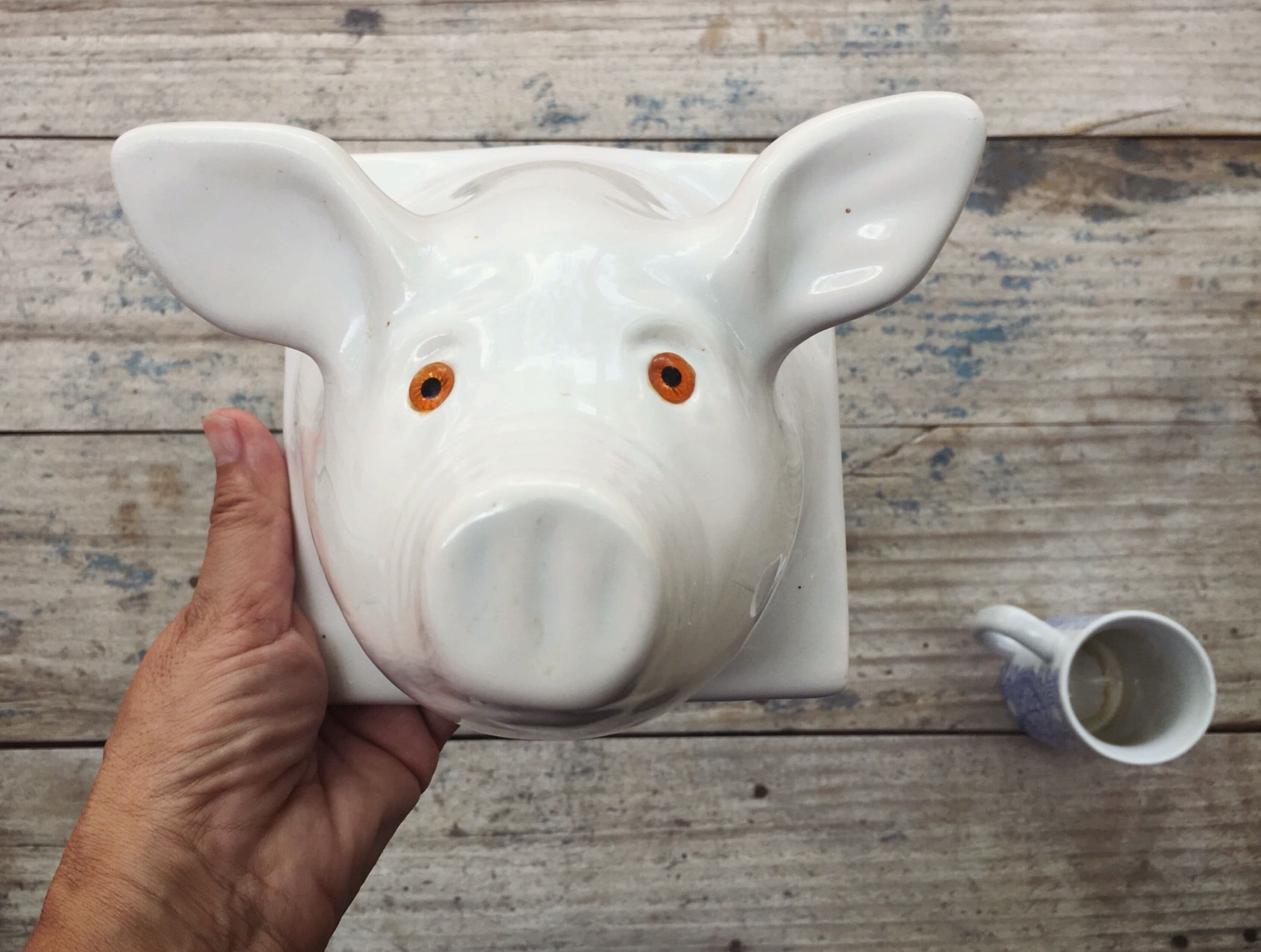 Wall Mount Pig Towel Holder, Funky Gift for Cook Chef, Pig Gifts, Tile