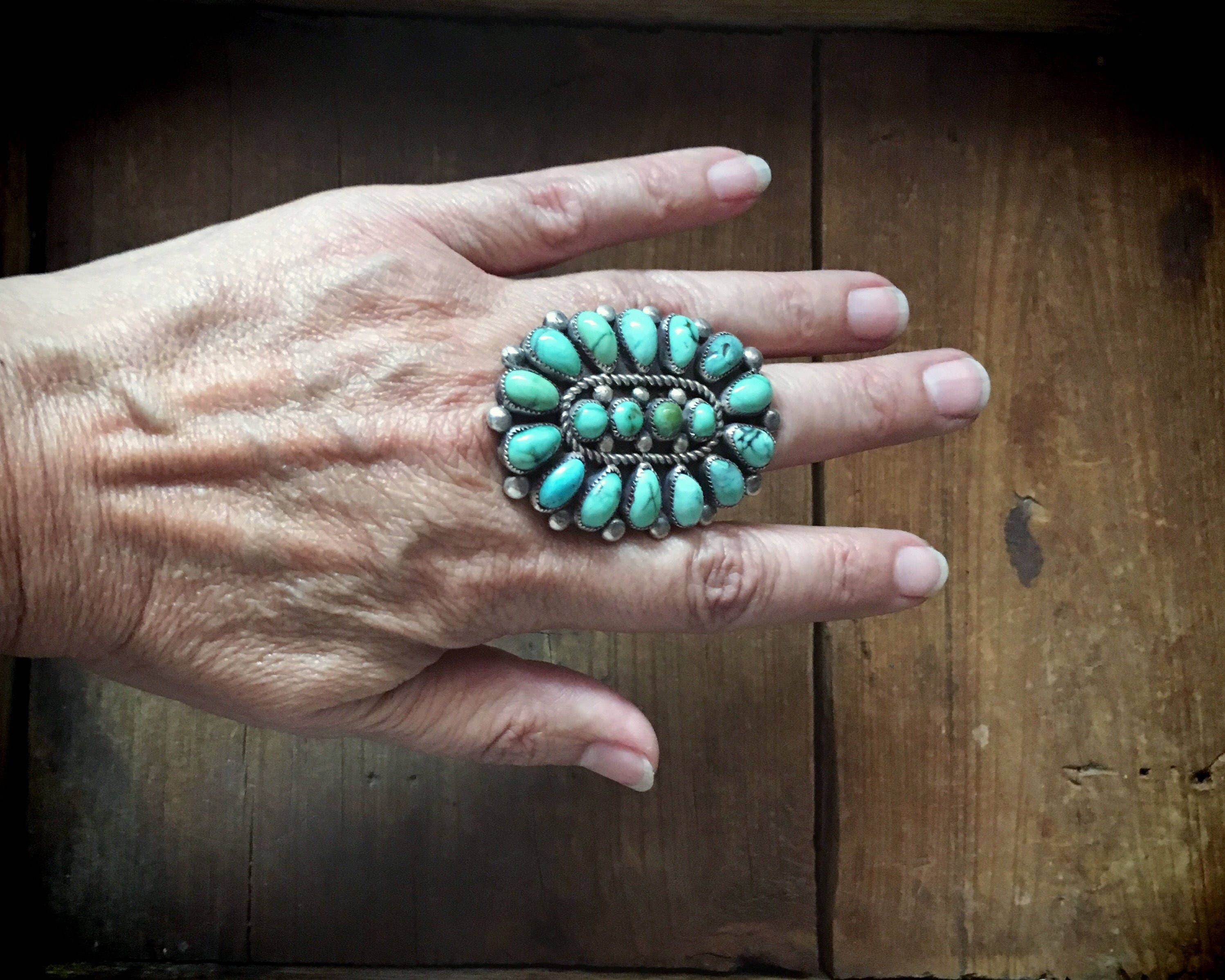 Fascinating Vintage Navajo Turquoise Sterling Silver Ring Native American Old Fascinating Vintage Navajo Turquoise Sterling Silver Ring Native American Old