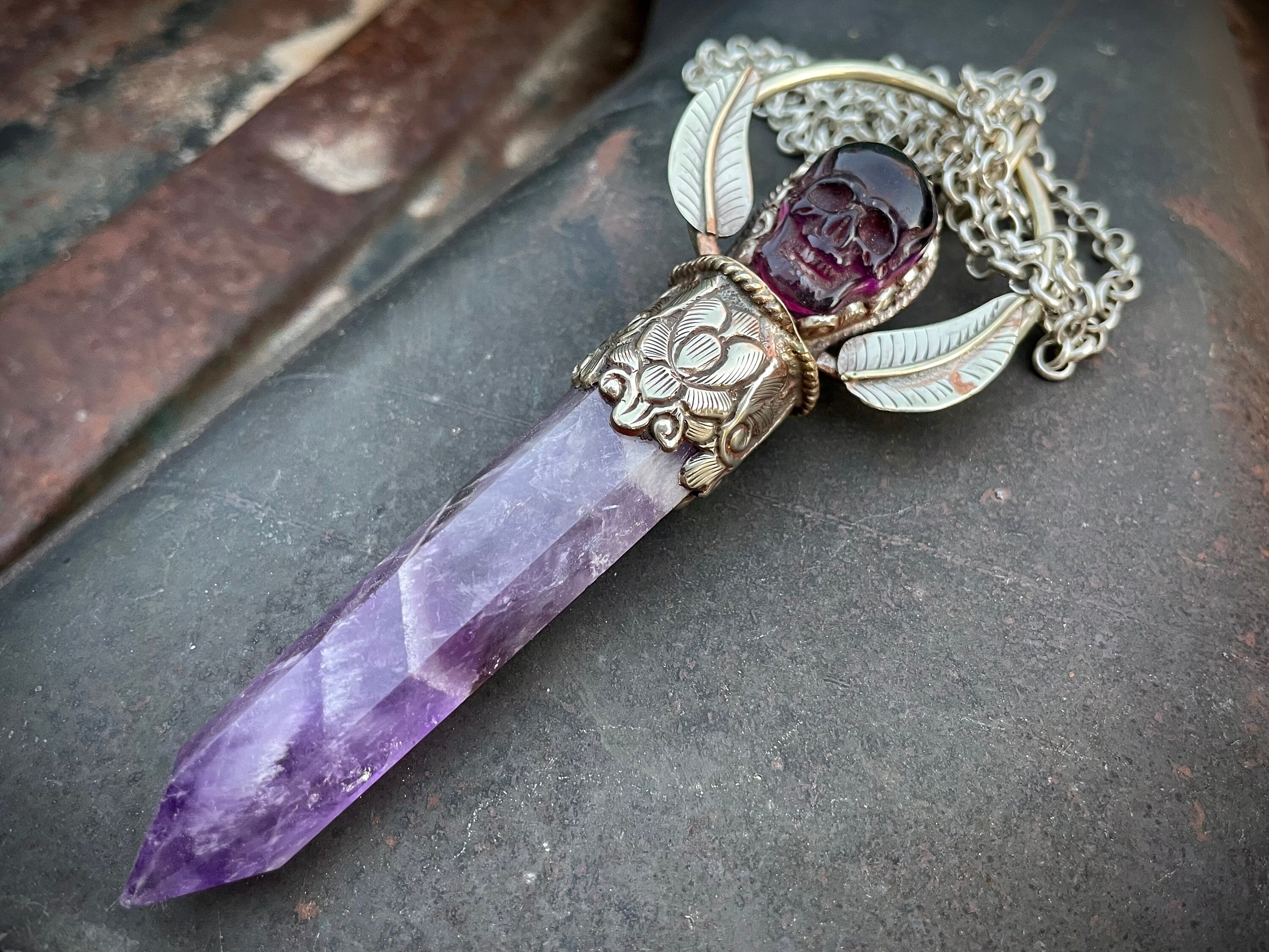 Amethyst skull deals pendant