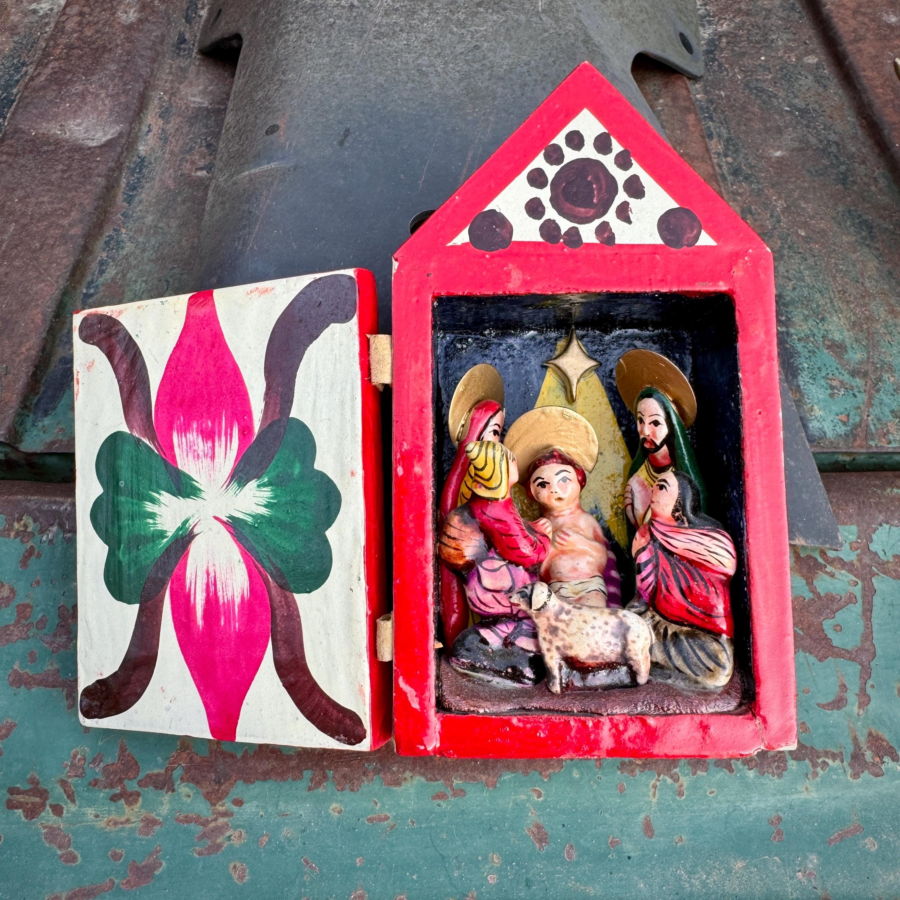Small Vintage Peruvian Folk Art Retablo Ceramic Nativity Scene in Wood ...