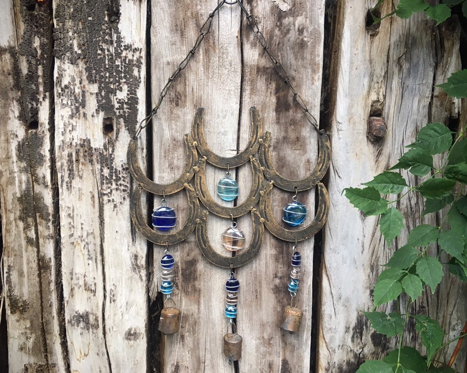 Horseshoe Wind Chime Decor / Repurposed Horseshoes / Rustic