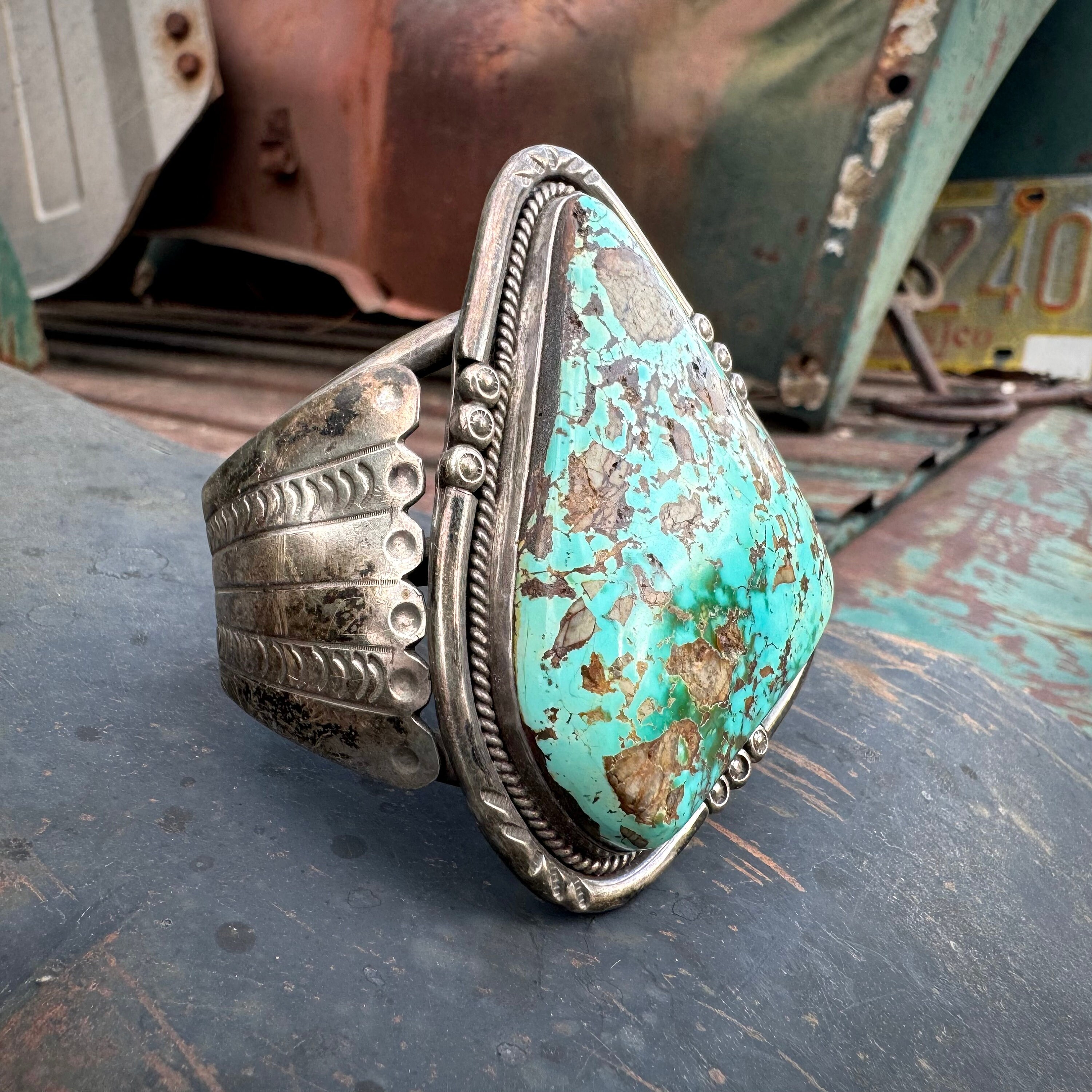 High Grade Pilot Mountain Turquoise Vintage Navajo Sterling Native American Jewelry Silver Bracelet Old High Grade Pilot Mountain Turquoise Vintage Navajo Sterling Native American Jewelry Silver Bracelet Old