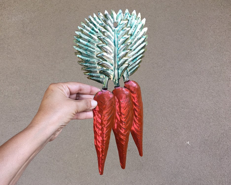 Mexican Tin Wall Hanging of Bunch of Carrots, Mexican Home