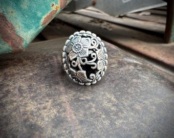 Sterling Silver Onyx Encased Filigree Ring Size 6.25 by Carolyn Pollack