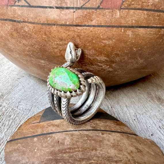 Early Coiled Vintage Native American Navajo Carico Lake Turquoise Sterling Silver Bracelet Early Coiled Vintage Native American Navajo Carico Lake Turquoise Sterling Silver Bracelet