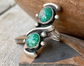 Vintage Sandcast Silver Turquoise Ring Size 4, Double Stone, Native American Indian Jewelry