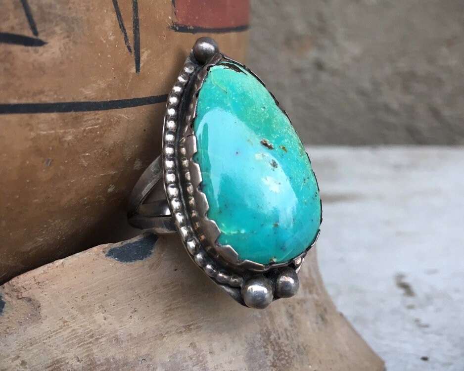 Stunning Vintage Native American Navajo Deep Blue Turquoise Sterling Silver Ring Old Stunning Vintage Native American Navajo Deep Blue Turquoise Sterling Silver Ring Old