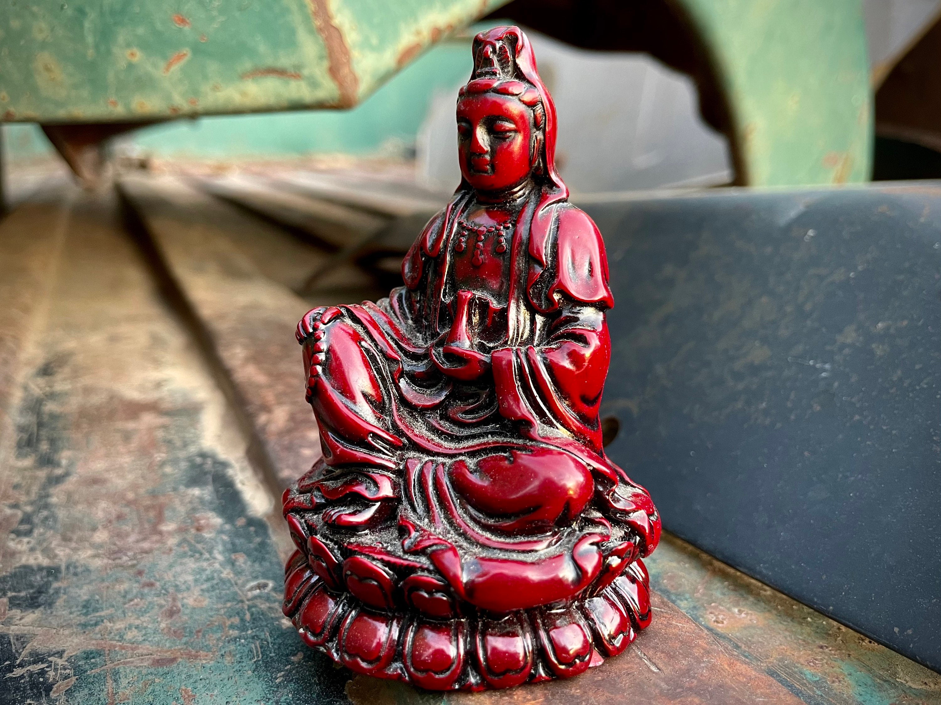 Vintage Kwan Yin Goddess Buddha Figurine in Red Resin, Zen Altar Decor