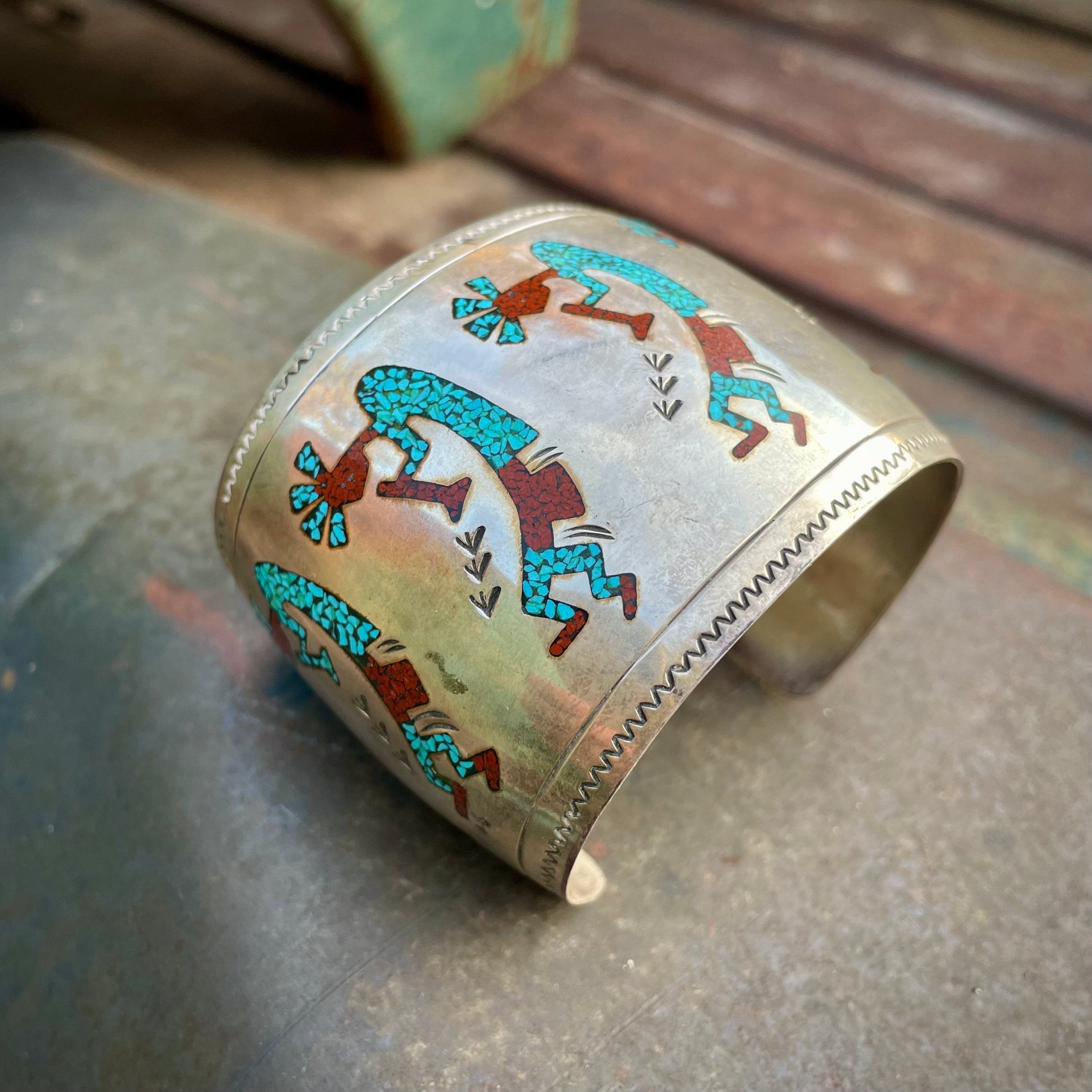 Wide Wide Wide Vintage Navajo Native American Jewelry jewelry Turquoise Coral Wide Wide Wide Vintage Navajo Native American Jewelry jewelry Turquoise Coral