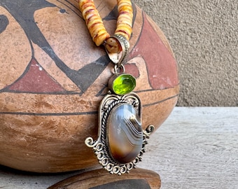 Agate Sterling Silver Pendant on Spiny Oyster Bead Necklace 19.5", Nature Color Palette