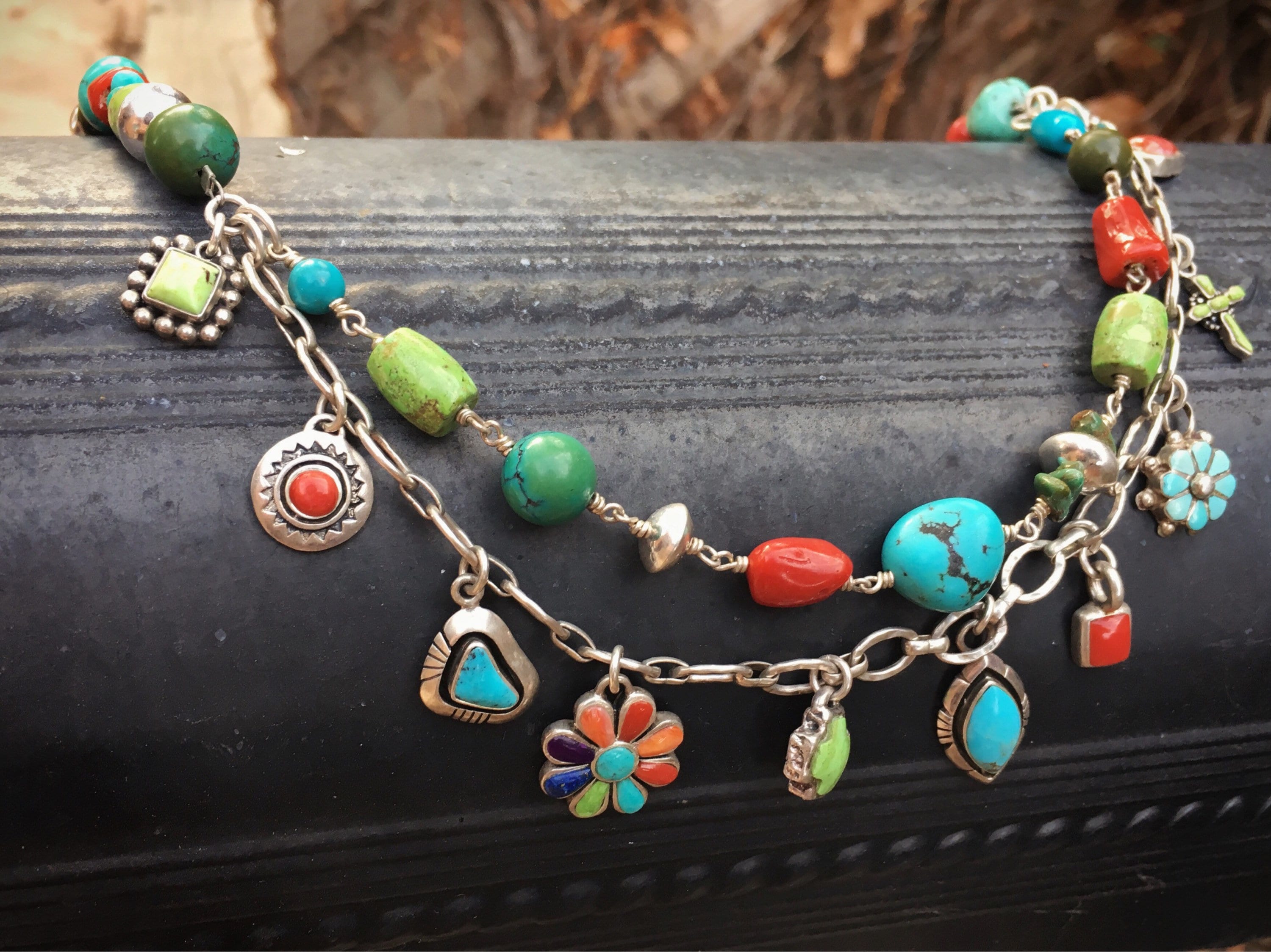 Very Unique Southwestern Gaspeite Corasl Sterling Silver Bird Necklace Very Unique Southwestern Gaspeite Corasl Sterling Silver Bird Necklace