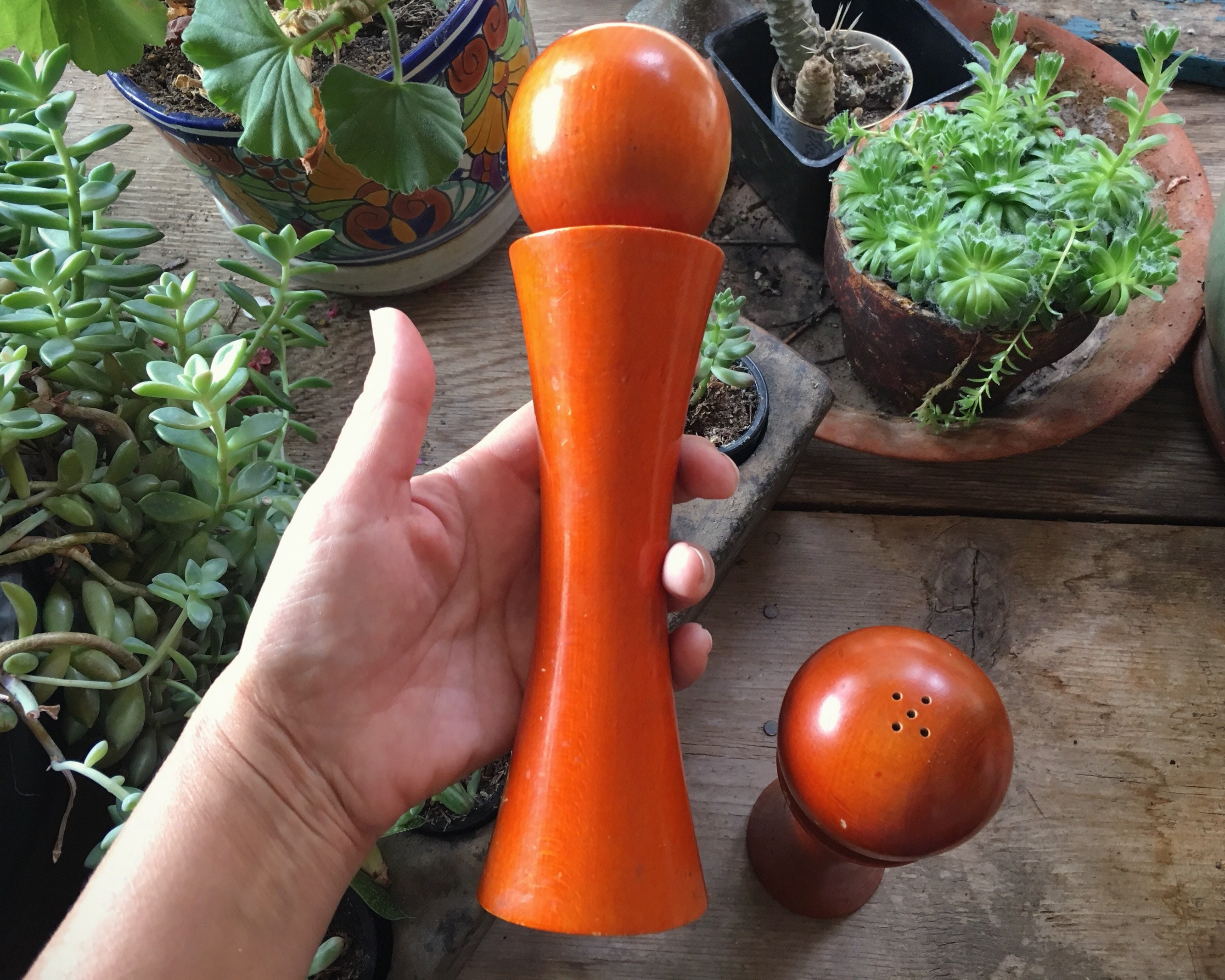 Midcentury Modern Salt and Pepper Shakers Set by Catalina, Orange Decor Danish Modern Retro Kitchen