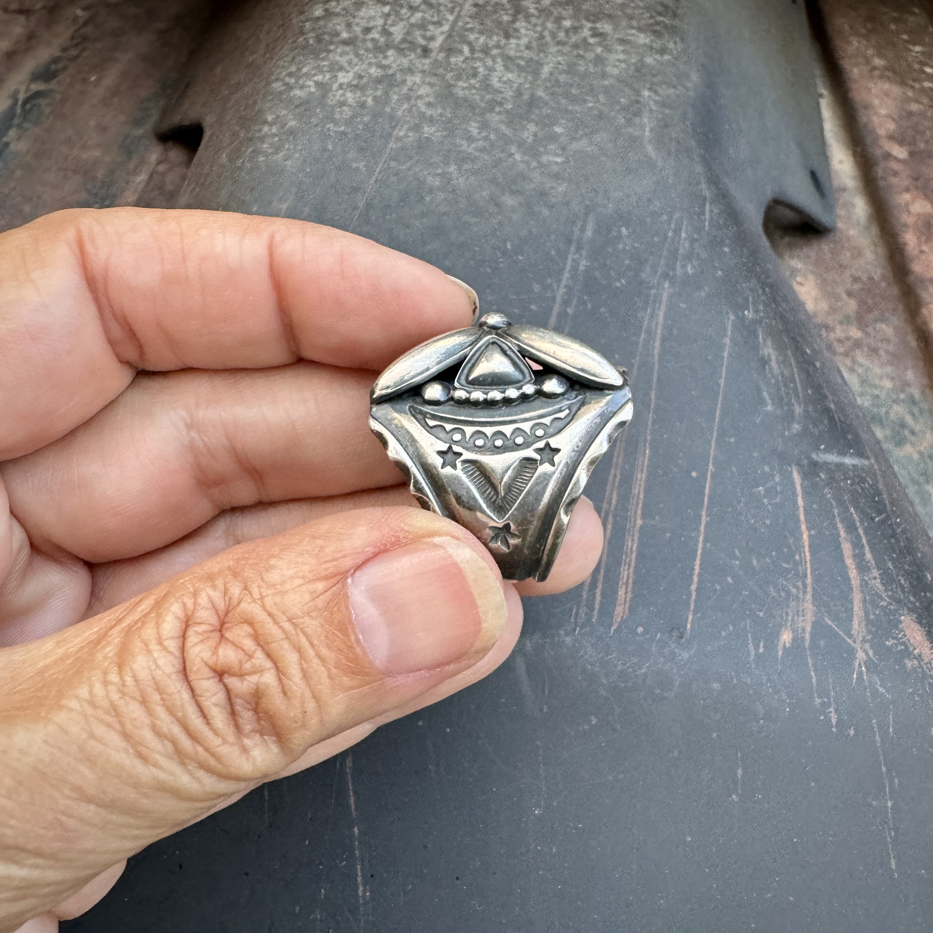 Navajo Delbert Gordon Sterling Silver Ring Approx Size 9.75, Heavy