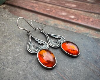 Vintage Sculptural Earrings Sterling Silver-Bezel-Set Baltic Amber, Art Nouveau Style Dangles