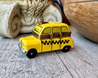 Limoges Porcelain Box Yellow Taxi Cab 2.75" Wide, Peint Main Rochard France