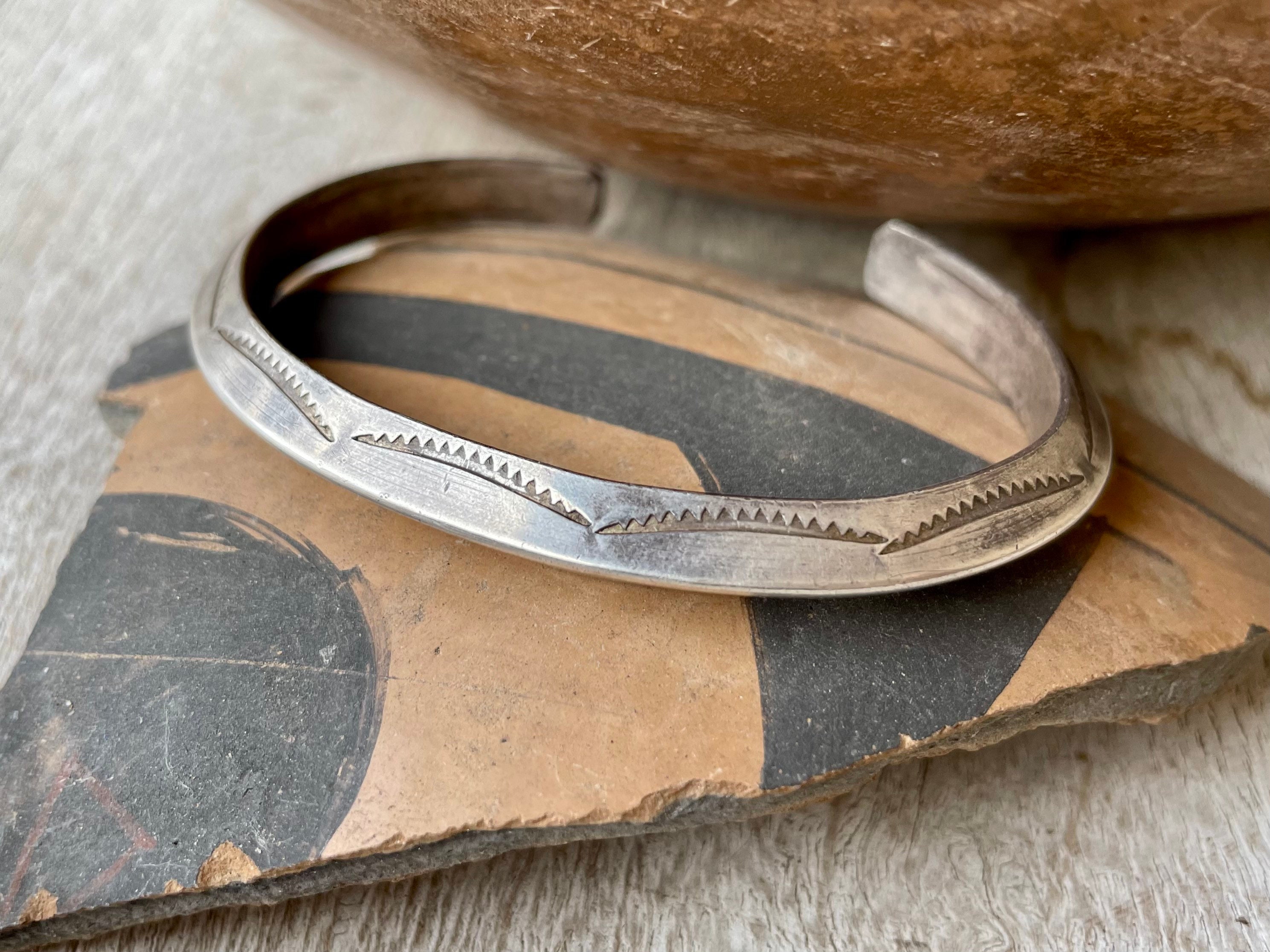 Very Early Ingot Silver Native American Navajo Snake Bracelet Very Early Ingot Silver Native American Navajo Snake Bracelet