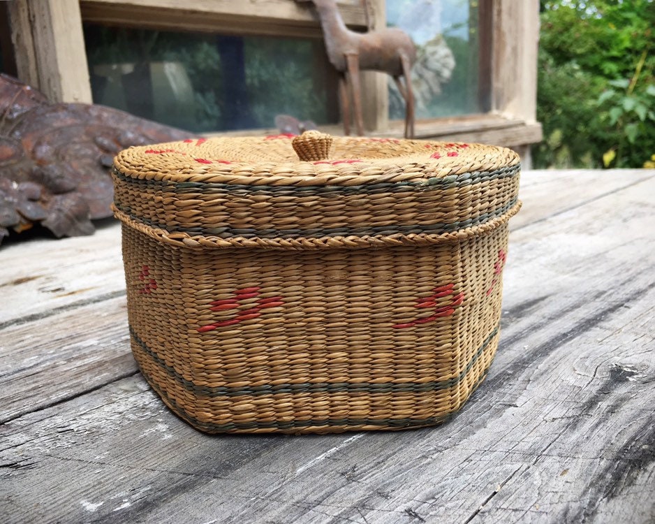 Two Nested Woven Sweetgrass Baskets with Lids, Bohemian Decor, Basket