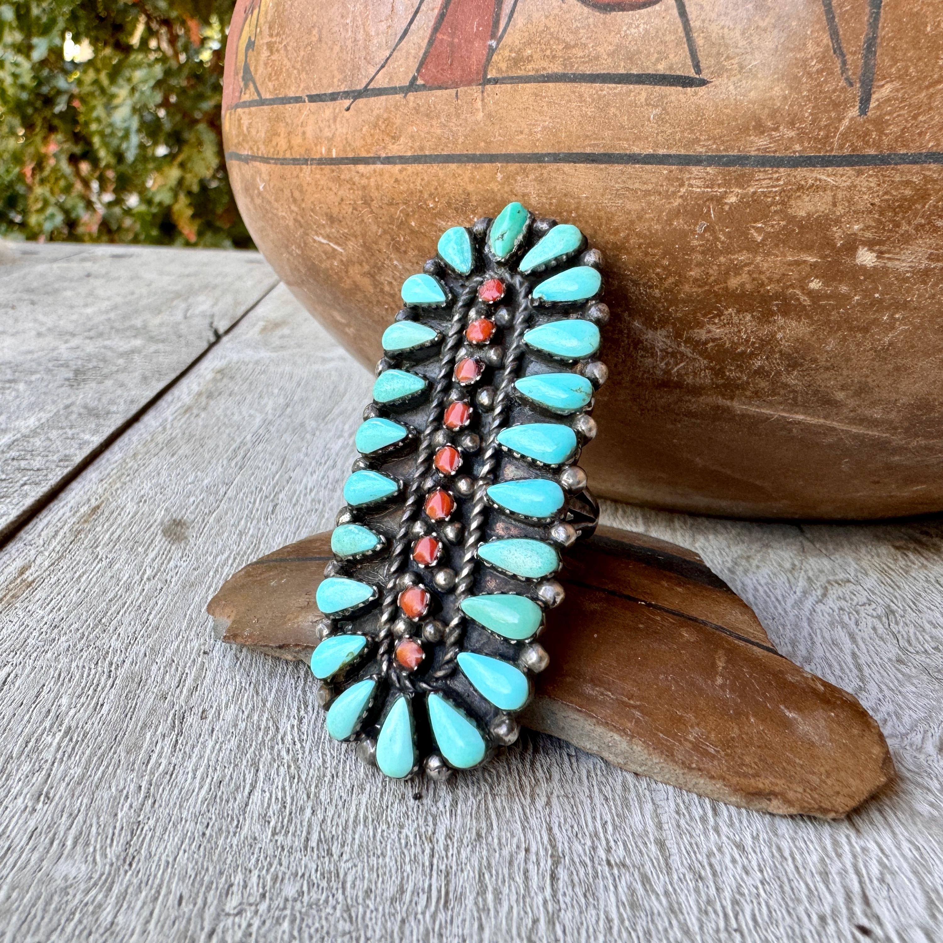 Stunning Vintage Native American Zuni Coral Needlepoint Sterling Silver Huge Ring Stunning Vintage Native American Zuni Coral Needlepoint Sterling Silver Huge Ring