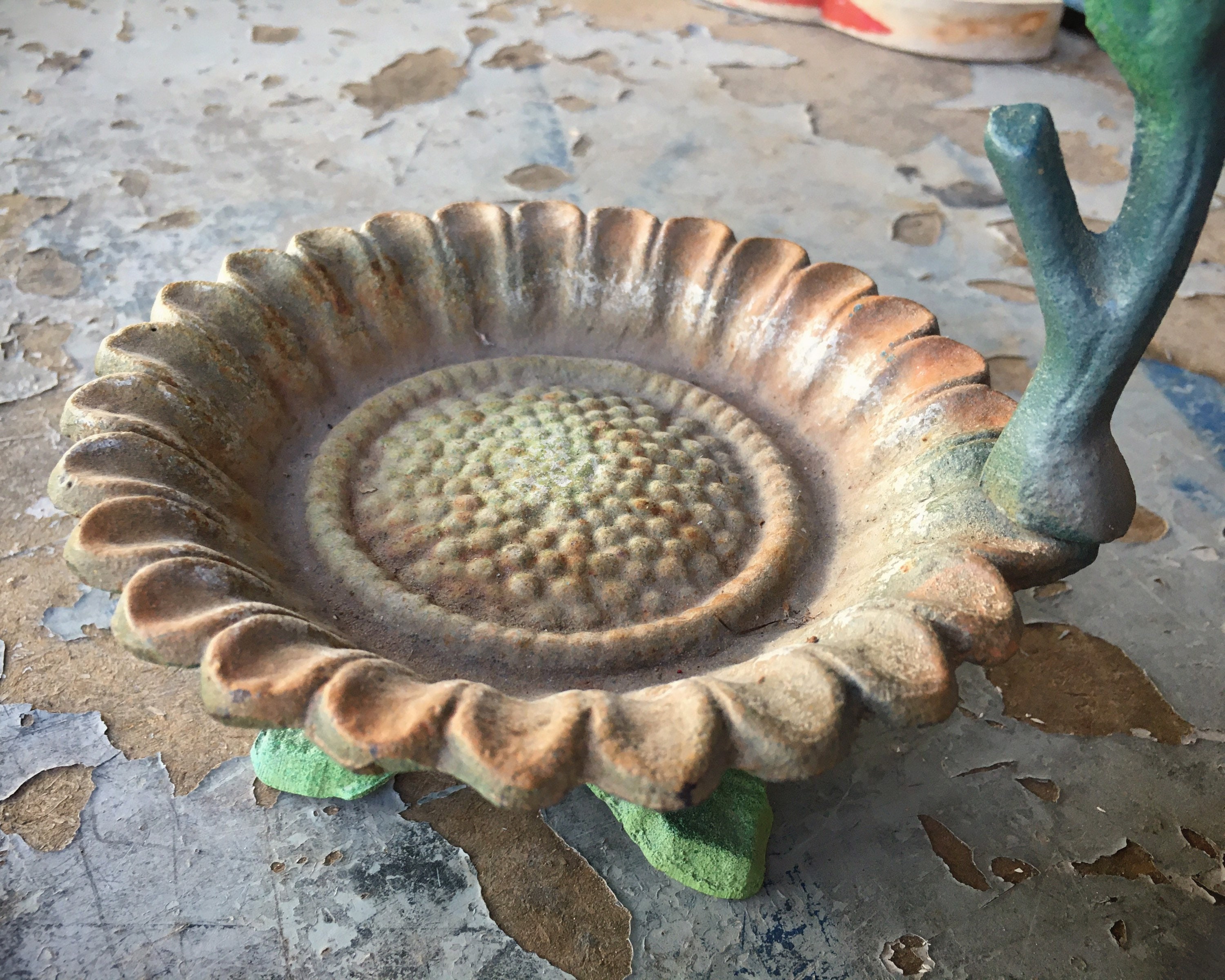 Vintage Rusty Metal Cast Iron Bird Bath, Cottage Garden Decoration