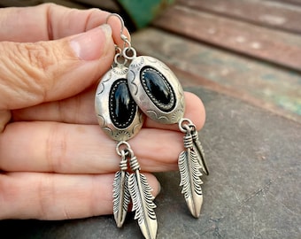 Vintage Sterling Silver Shadowbox Black Onyx Earrings with Feathers, Simple Native American Indian Style Jewelry, Gift for Mom Her