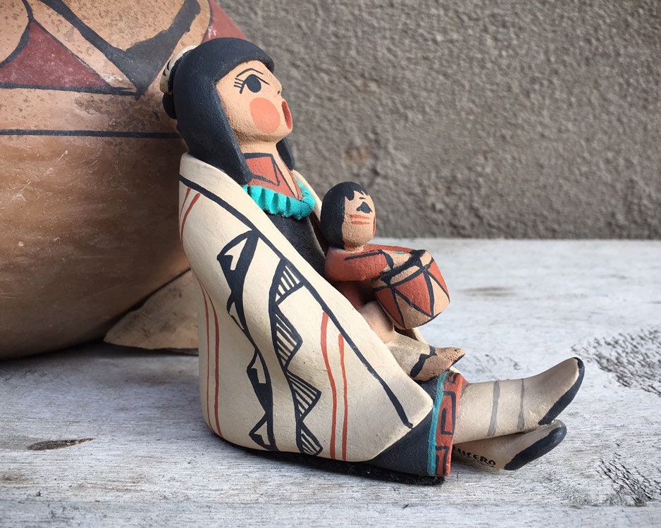 Jemez Pueblo Carol G. Lucero Gachupin Storyteller Figurine, Native