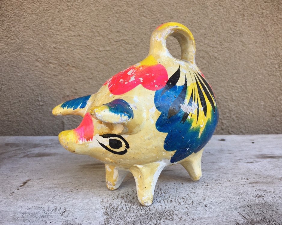 breakable coin bank