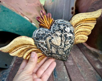 Wooden Winged Sacred Heart Milagro Ex Voto Wall Hanging, Mexican Folk Art, Rustic Home Decor