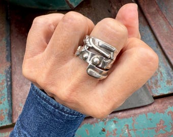 Mixed Metal Wraparound Ring Approx Size 10 to 10.5,  Xs and Os, 13g, Sculptural Band