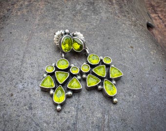 Vintage Navajo Peridot Cluster Earrings Signed Nez, Sterling Silver Lime-Green Gemstone Posts