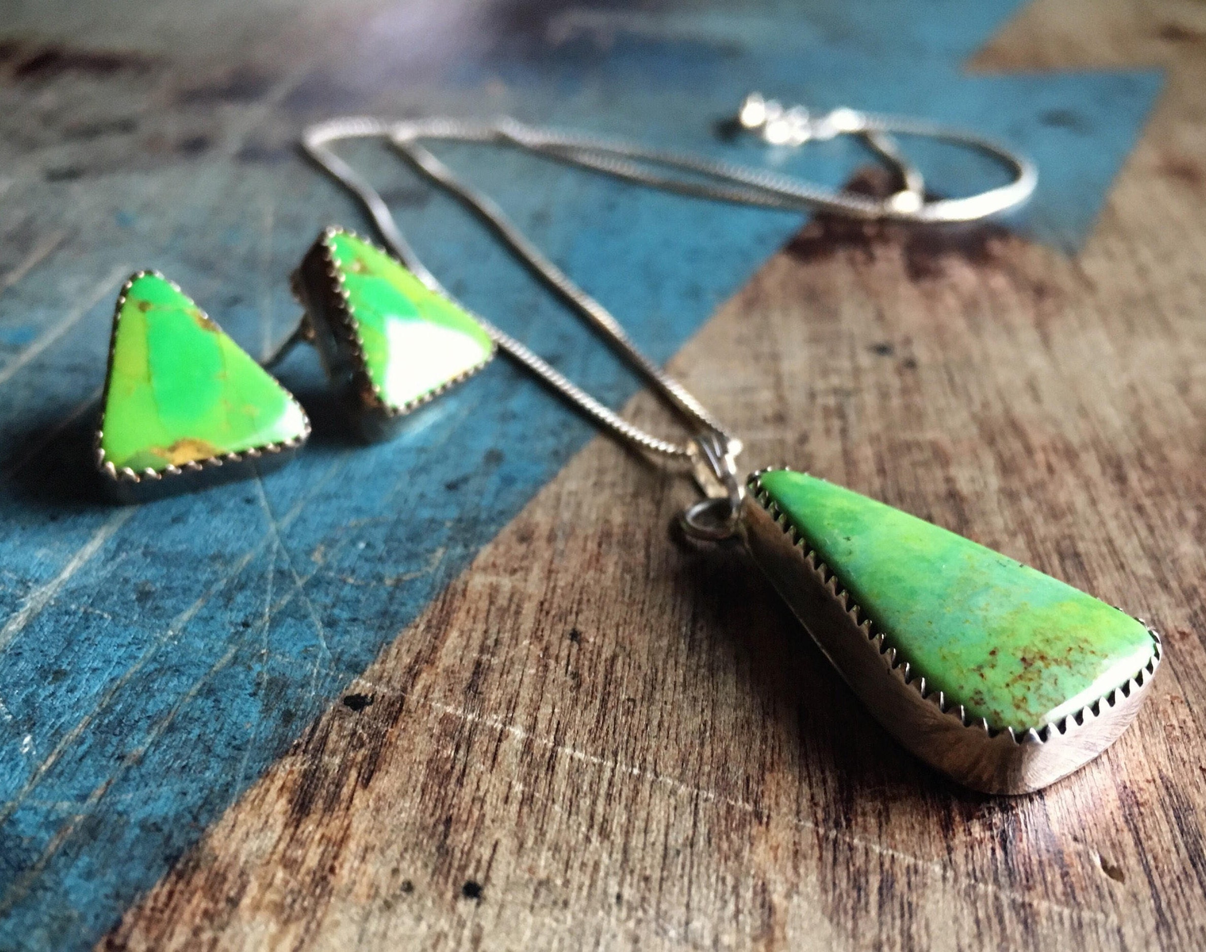 Incredible Navajo Native American Gaspeite Sterling Silver Pendant Incredible Navajo Native American Gaspeite Sterling Silver Pendant