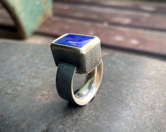 Bora Sterling Silver Gold Wash Heavy Lapis Lazuli Ring Approx Size 8.5 to 9, Modernist Jewelry