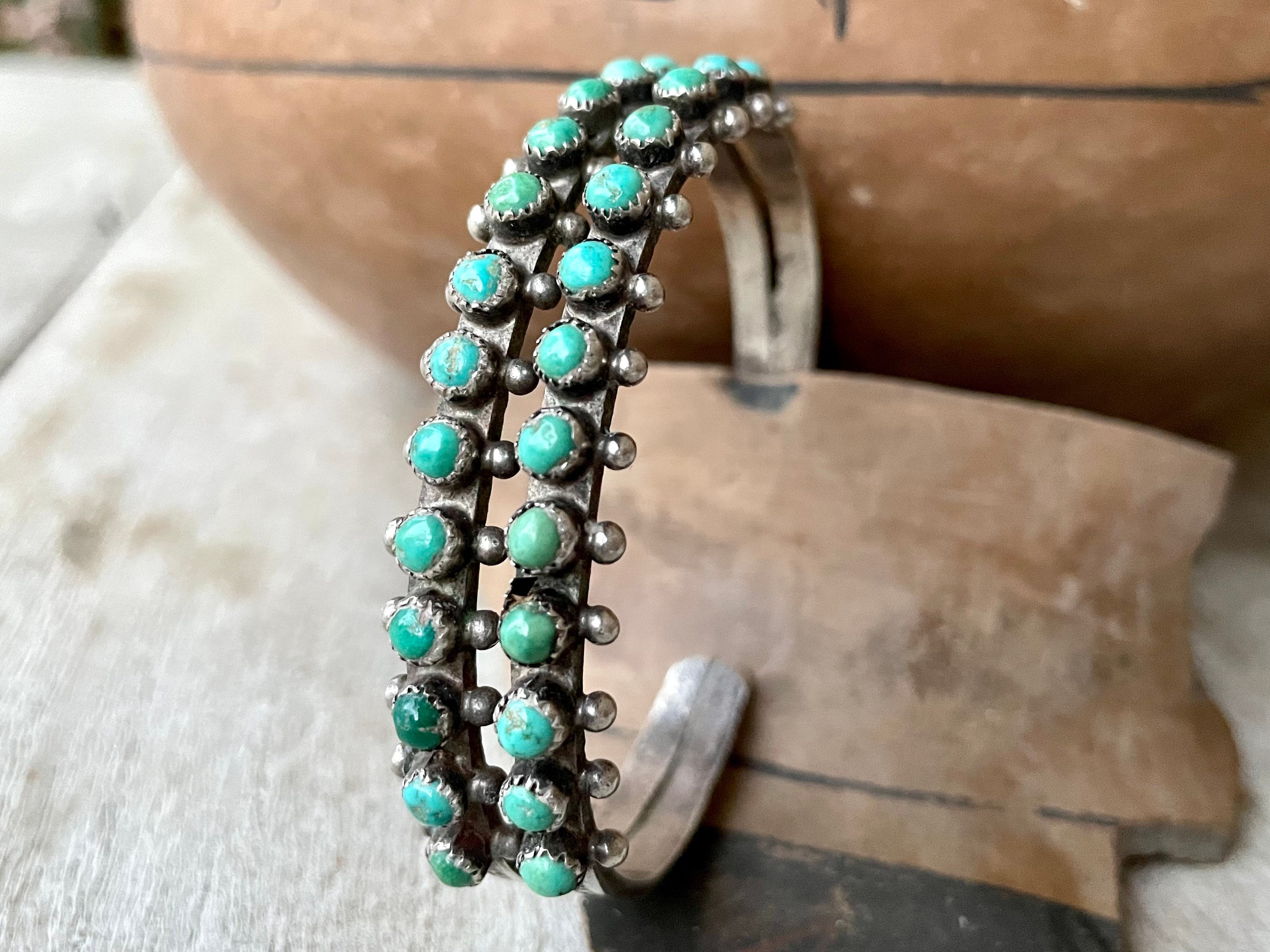 Cute Early Vintage Native American Jewelry Navajo Green Snake Eye Turquoise Sterling Silver Earrings Old Cute Early Vintage Native American Jewelry Navajo Green Snake Eye Turquoise Sterling Silver Earrings Old