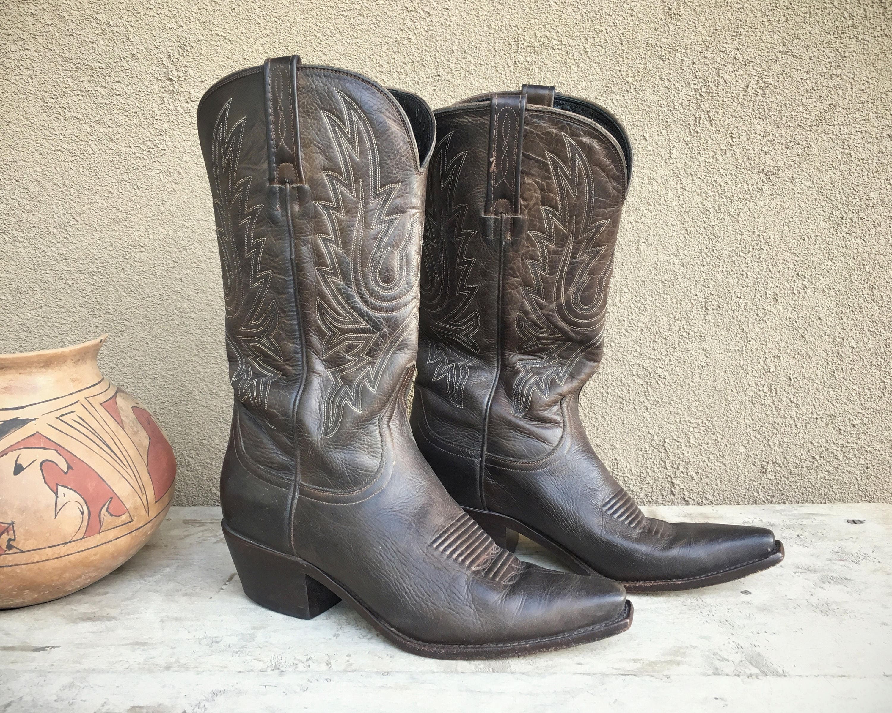 Vintage lucchese shop women's boots