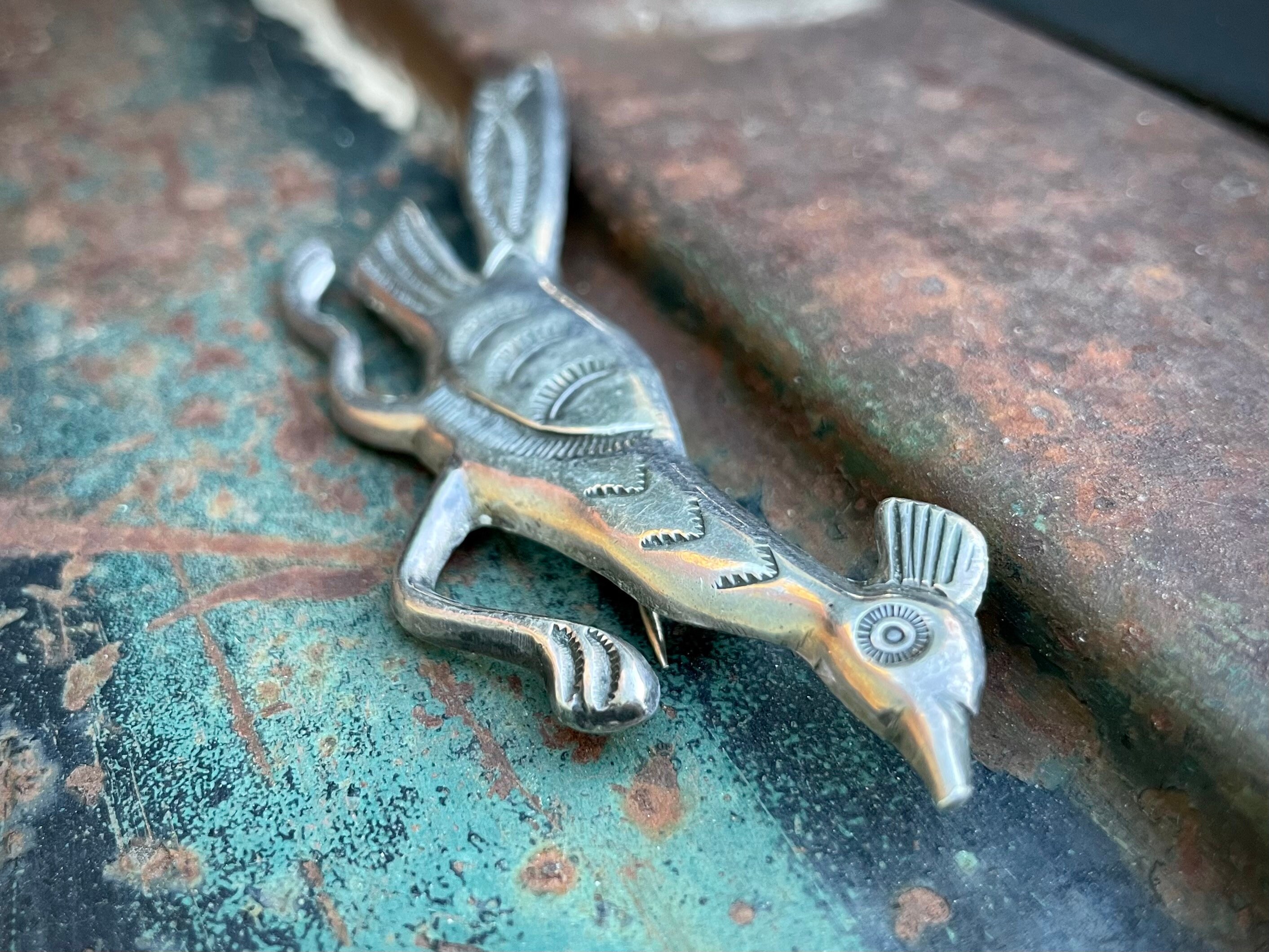 Whimsical Vintage Native American Navajo Turquoise Sterling Silver Roadrunner Pin Old Whimsical Vintage Native American Navajo Turquoise Sterling Silver Roadrunner Pin Old