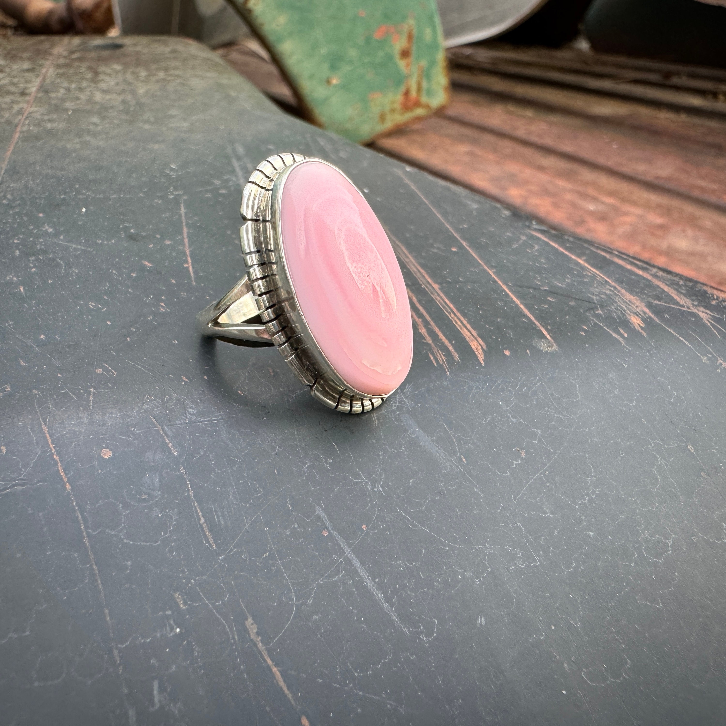 Unique Native American Navajo Signed Pink Shell Enormous Ring Unique Native American Navajo Signed Pink Shell Enormous Ring