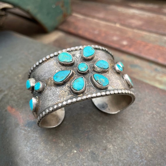 Tight Choker Vintage Native American Navajo Sterling Silver Tubule Necklace Tight Choker Vintage Native American Navajo Sterling Silver Tubule Necklace