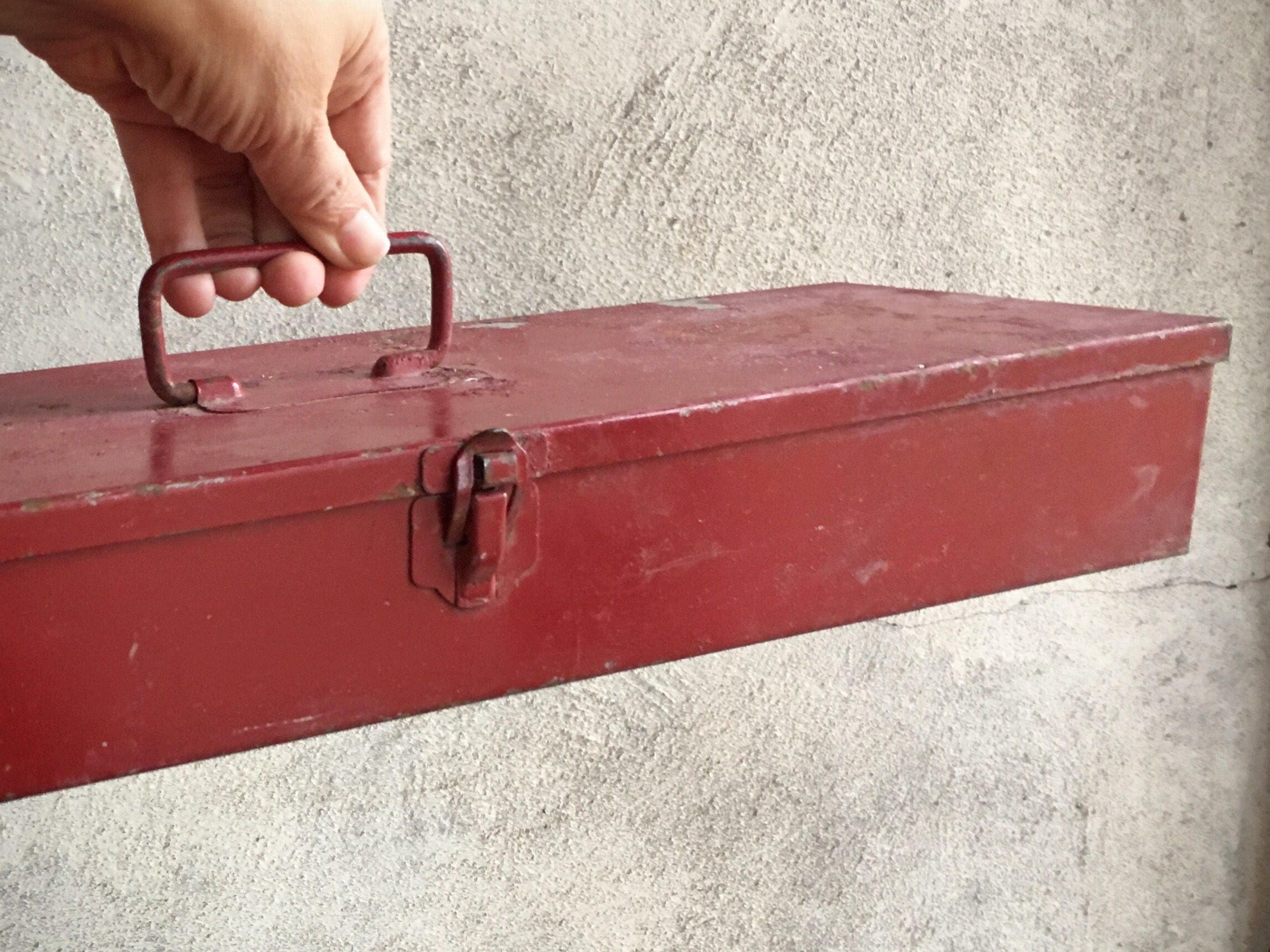 Vintage flat metal tool box red chippy paint with divider for art