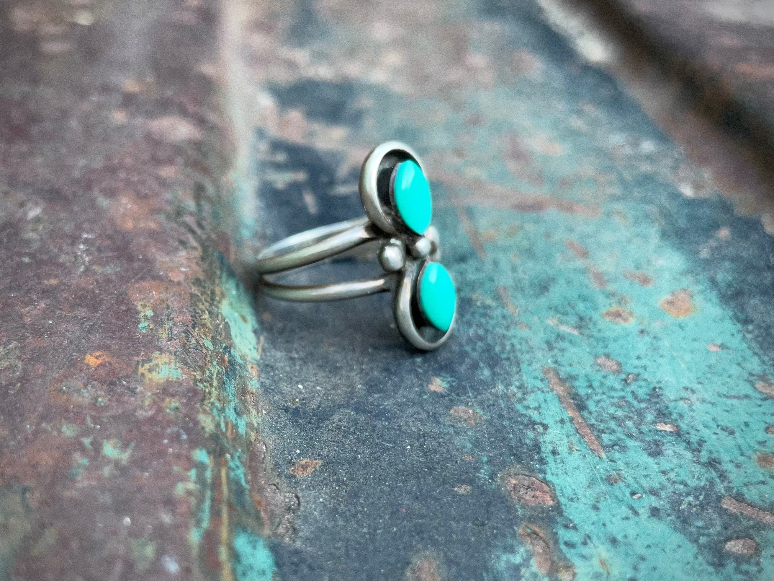 1950s Dainty Turquoise Ring Size 5, Zuni or Navajo Native America ...