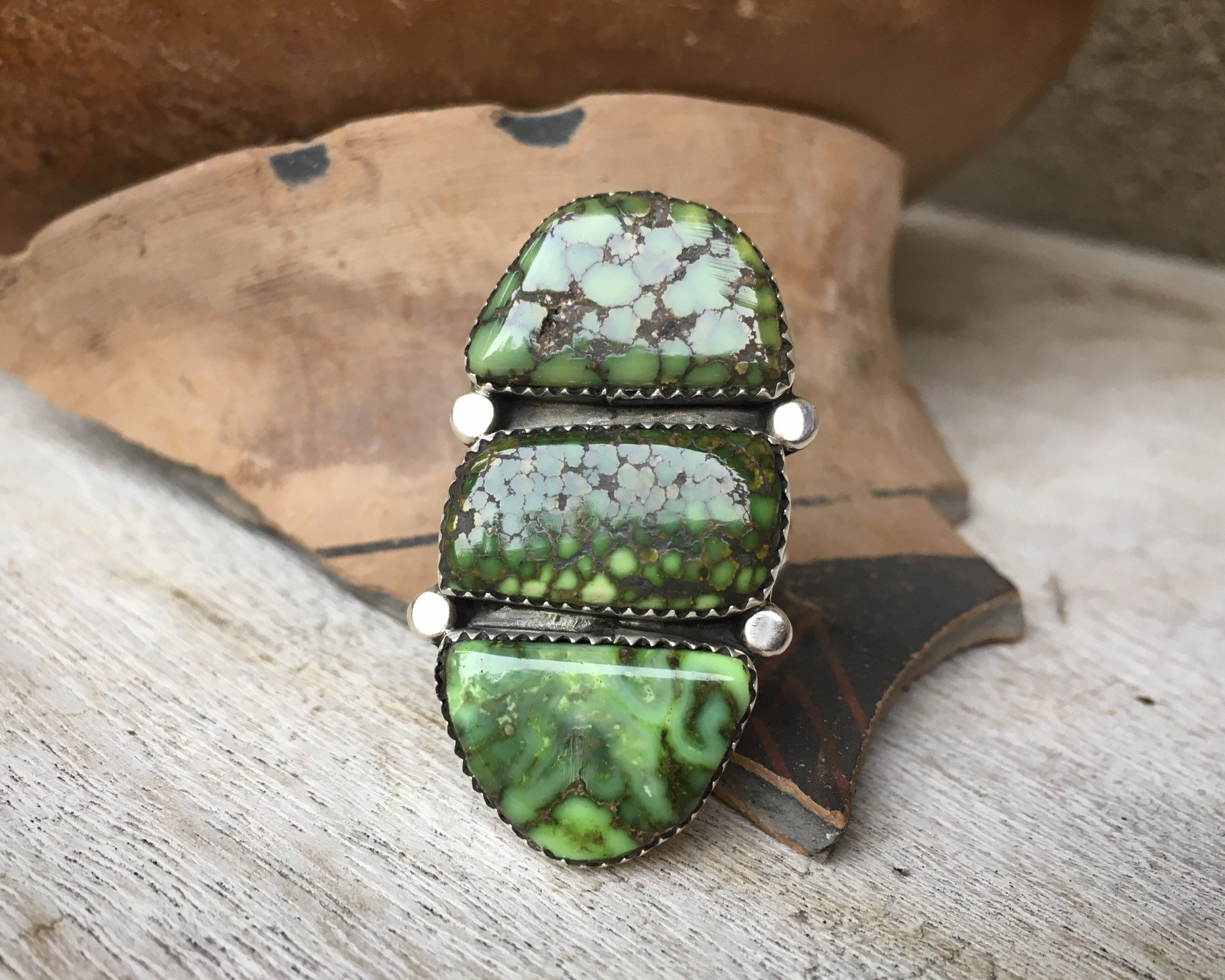 Striking Vintage Navajo Damale Turquoise Sterling Silver Native American Ring Striking Vintage Navajo Damale Turquoise Sterling Silver Native American Ring
