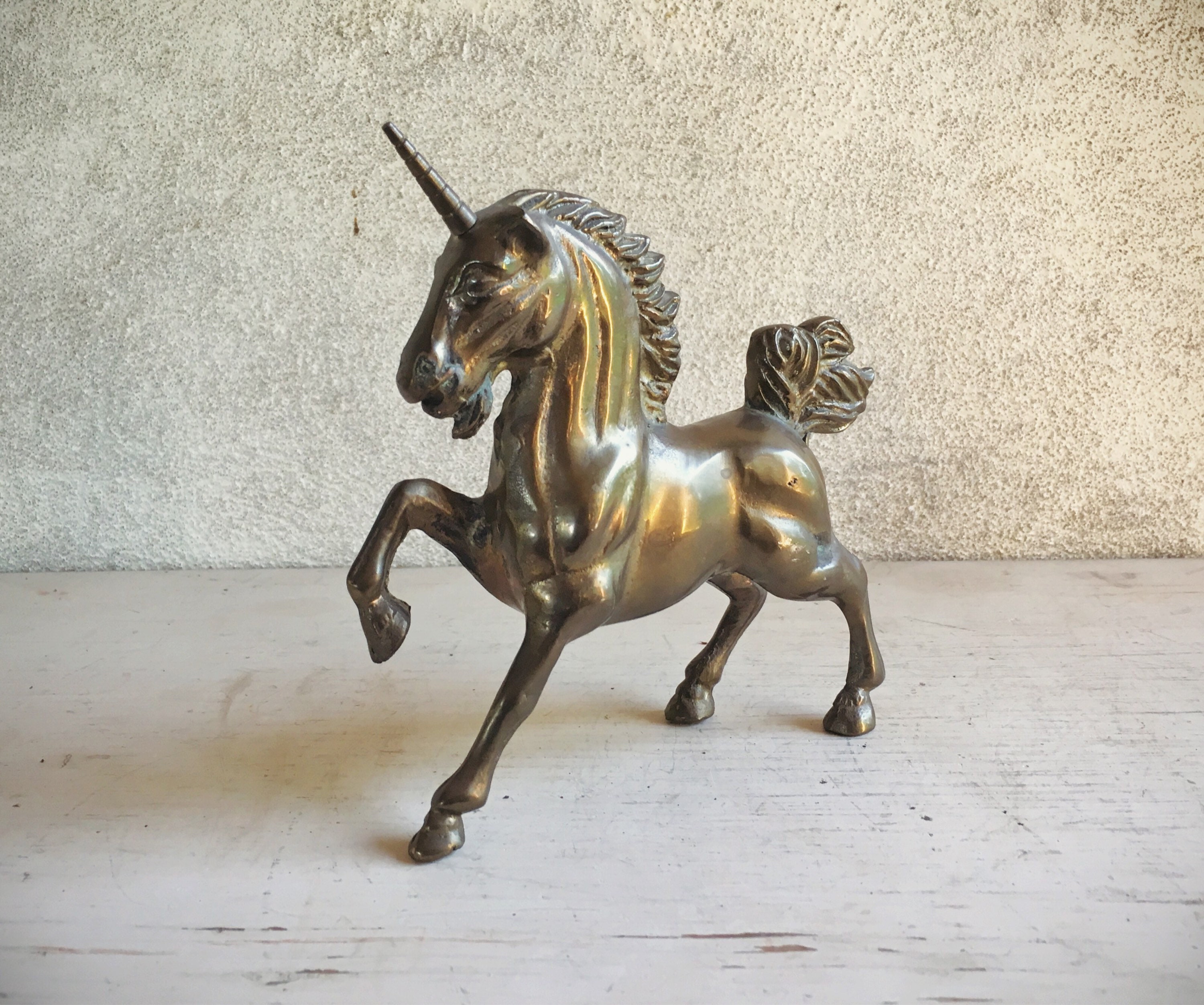 unicorn statues figurines
