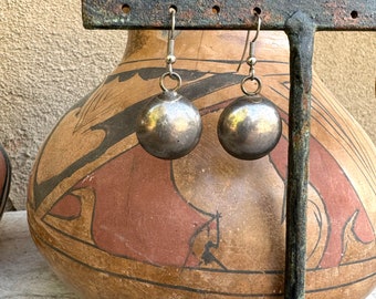 Vintage Sterling Silver Round "Pillow" Earrings by Navajo Della & Presley Curley, Simple Jewelry