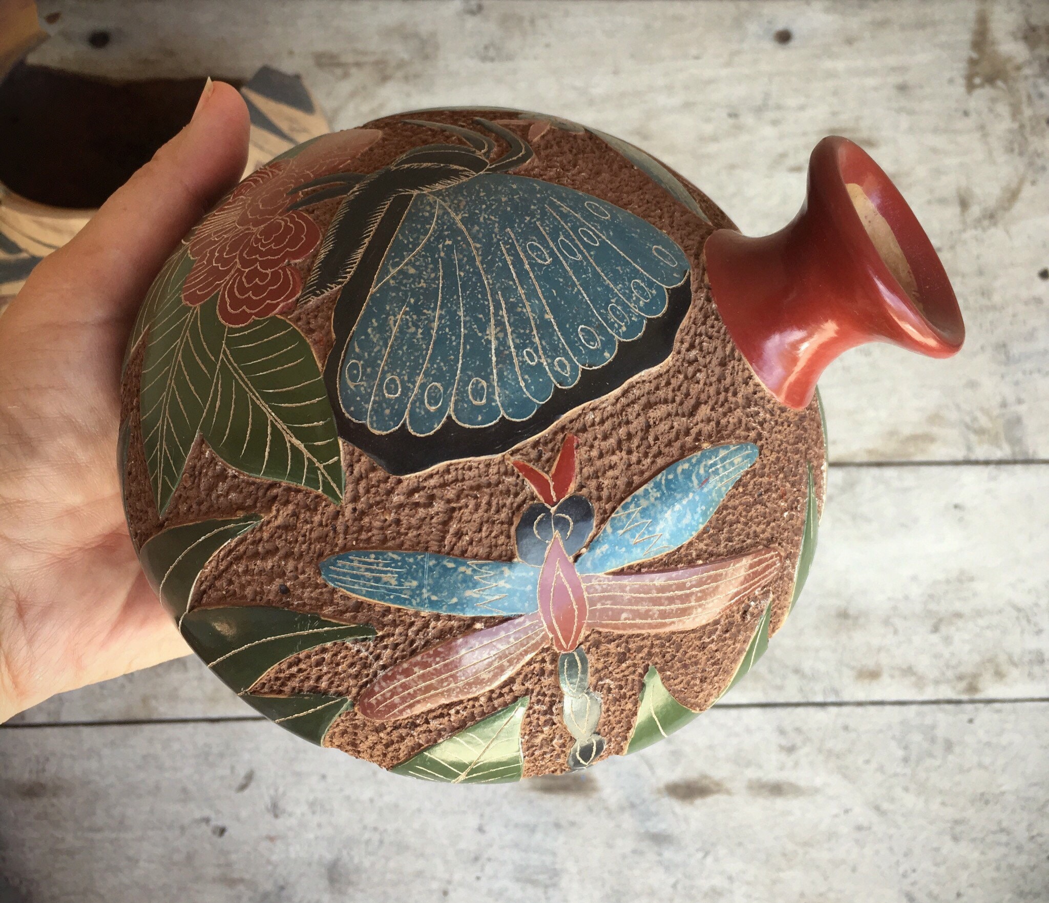 Download Etched Pottery Water Jug Butterfuly Gifts, Dragonfly Gift, Nicaguara Pottery Vase