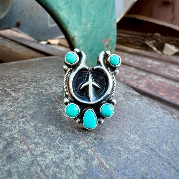 Vintage Navajo Turquoise and Sterling Silver Chain Link Ring
