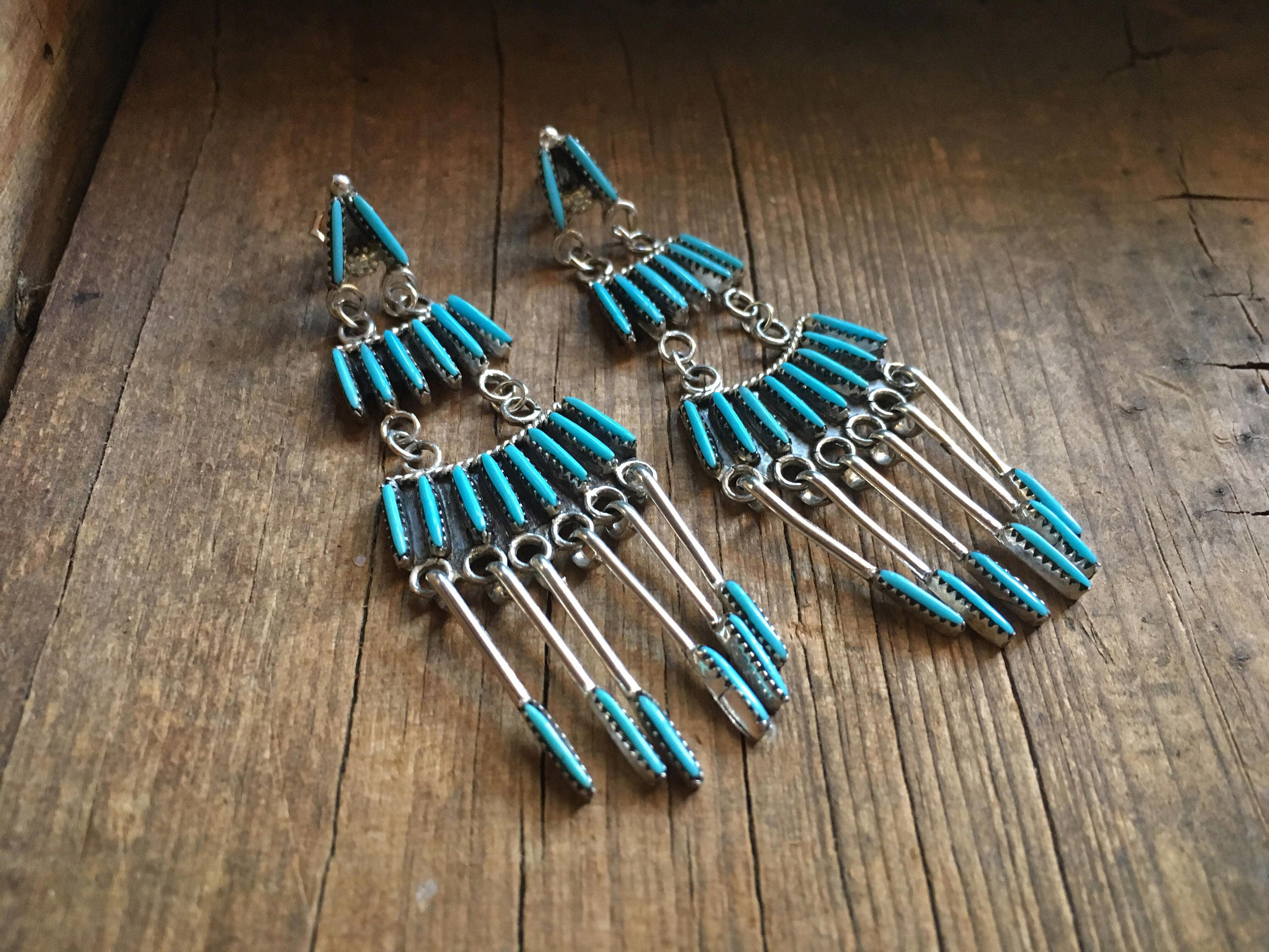 Vintage turquoise Zuni needlepoint chandelier earrings 25/8 Native