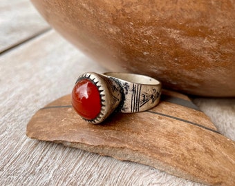 Vintage Tuareg Round Carnelian Ring Approx Size 10.5, Stamped Tribal Silver Orange-Red Gemstone, Bohemian Jewelry Birthstone Virgo September